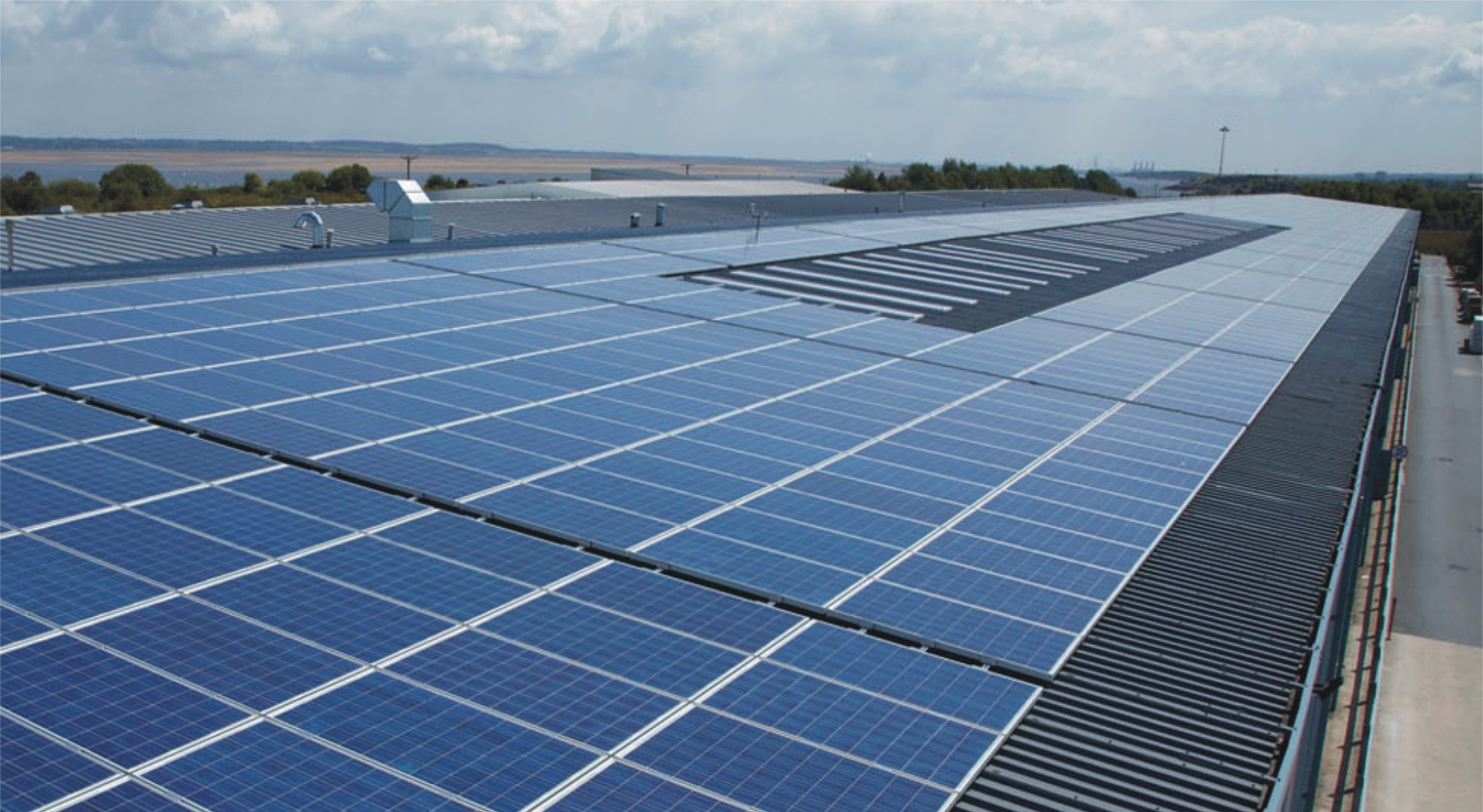 华体会网页版登录入口光伏建筑一体化屋面系统 托起光伏发电的明天