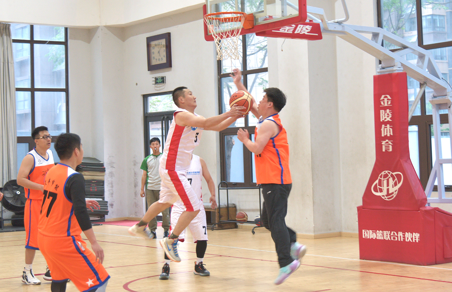 华体会网页版登录入口集团第七届“华体会网页版登录入口杯” 篮球赛胜利闭幕