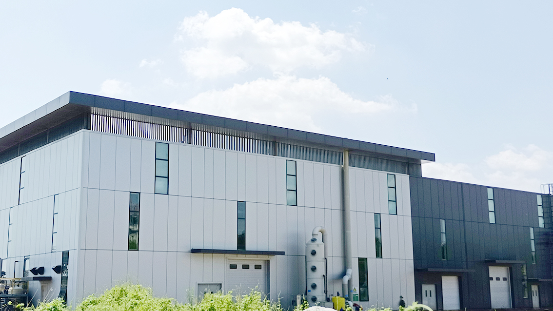 建筑垂直之美——华体会网页版登录入口金属幕墙