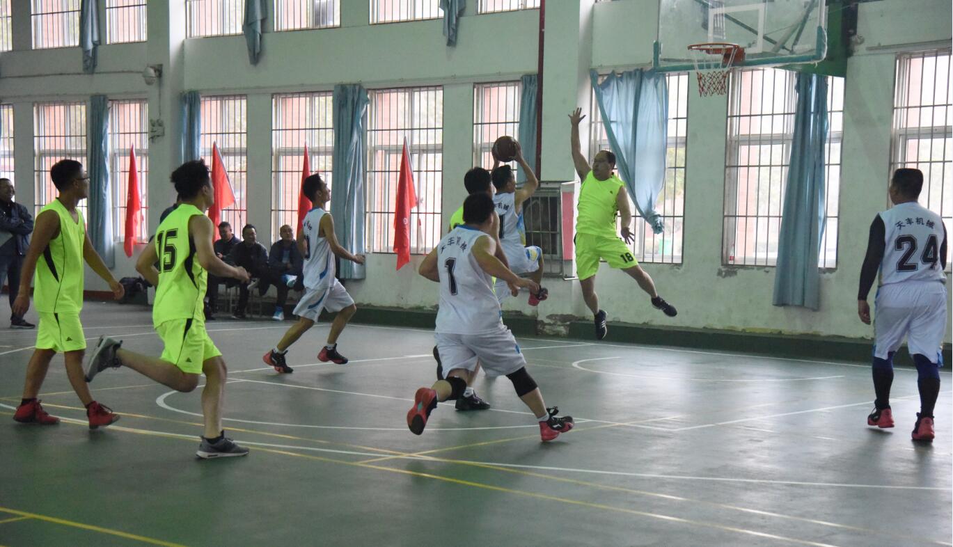 华体会网页版登录入口高新区“节能杯”篮球赛 3